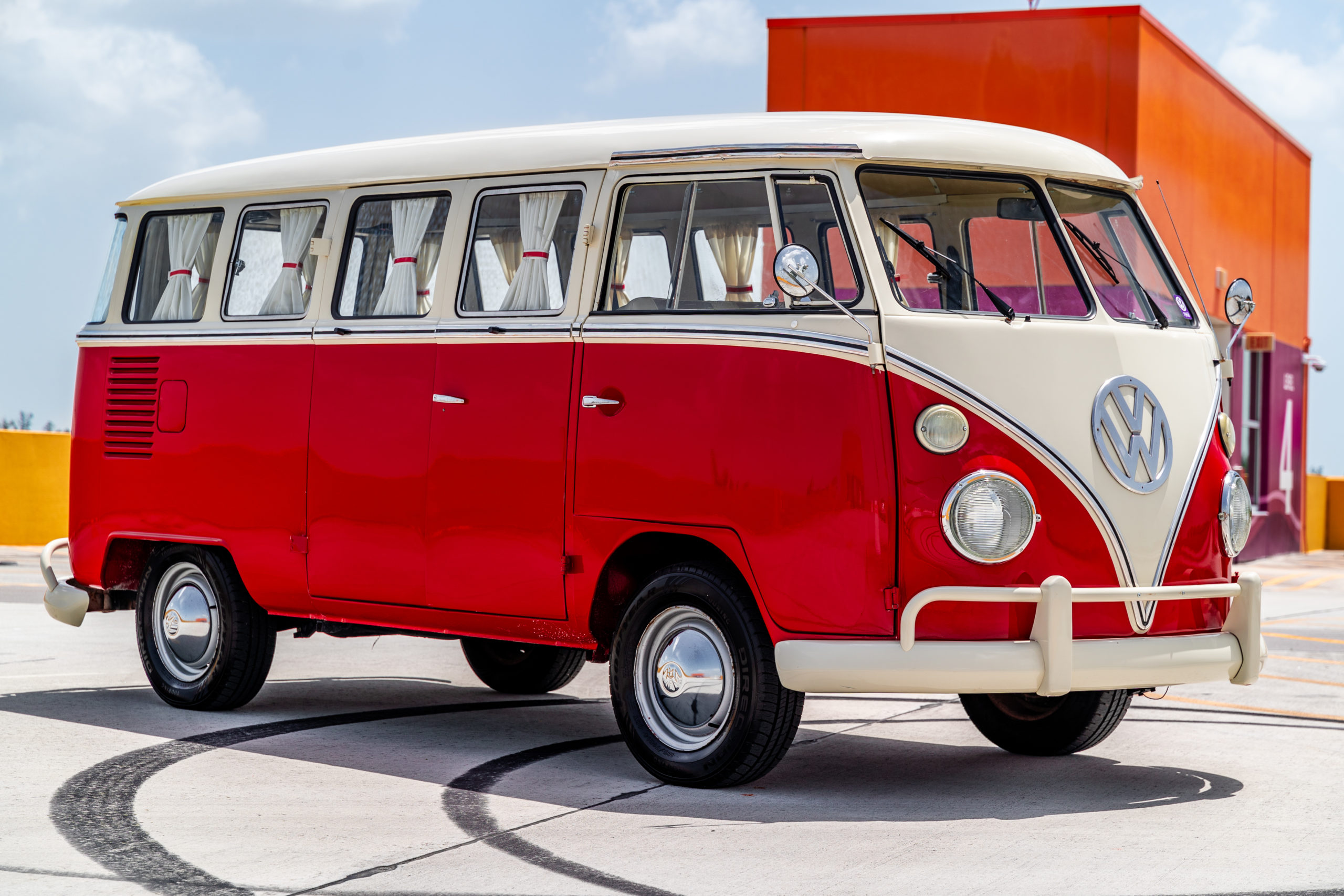 Volkswagen Bus 1968 - Juan Oropeza | Photographer - Videographer ...