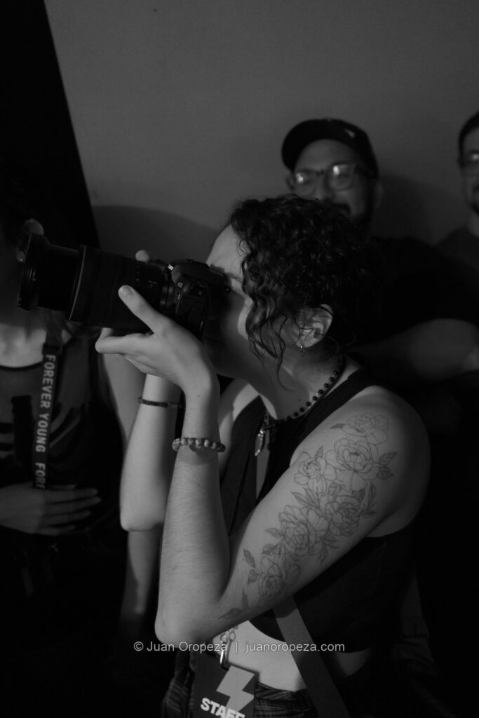Candy 66. La emoción de quienes viven el concierto desde la primera fila.